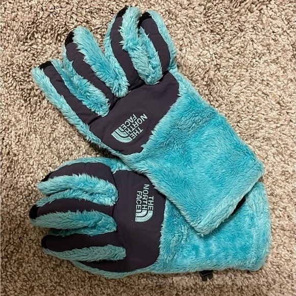 The North Face Accessories The North Face Gloves Poshmark